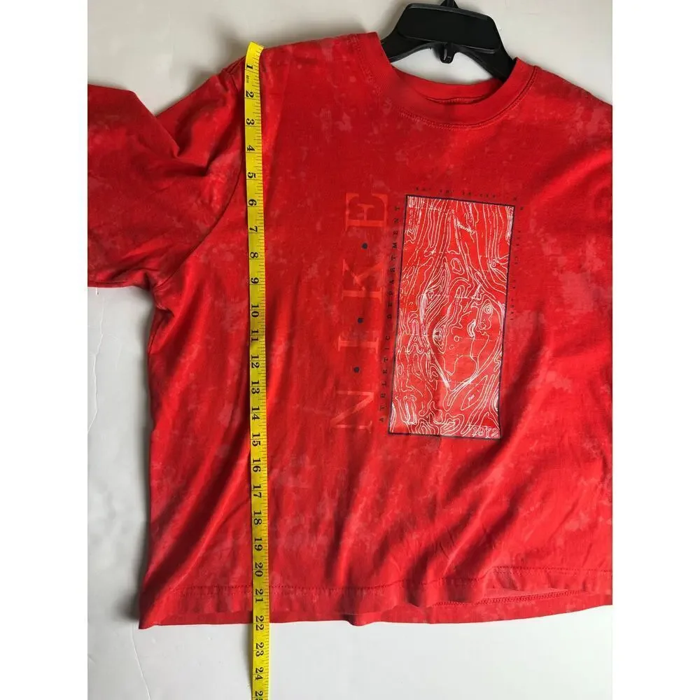 Nike Red Cropped T-Shirt - Size M - Great Condition!